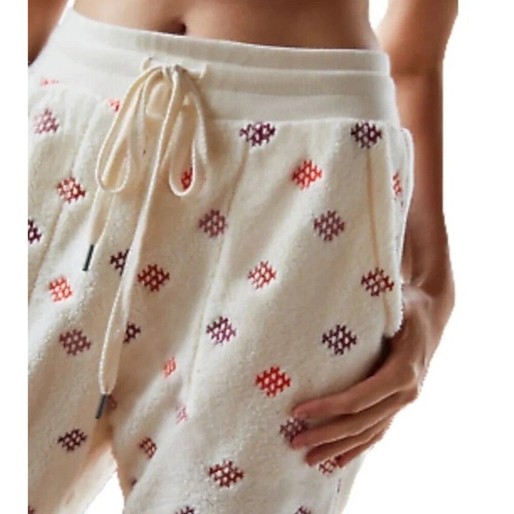 Anthropologie Daily Practice Womens M Sherpa Jogger Pants Lounge embroidered‎ - Picture 2 of 12